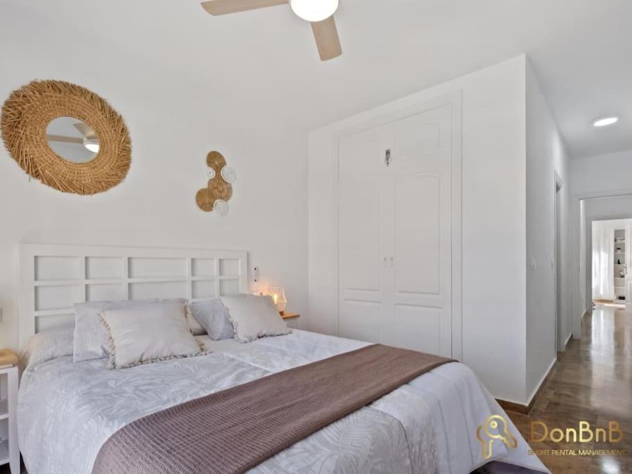 Apartamento Cerca De La Playa En Las Lagunas De Mijas Фуенхірола Екстер'єр фото
