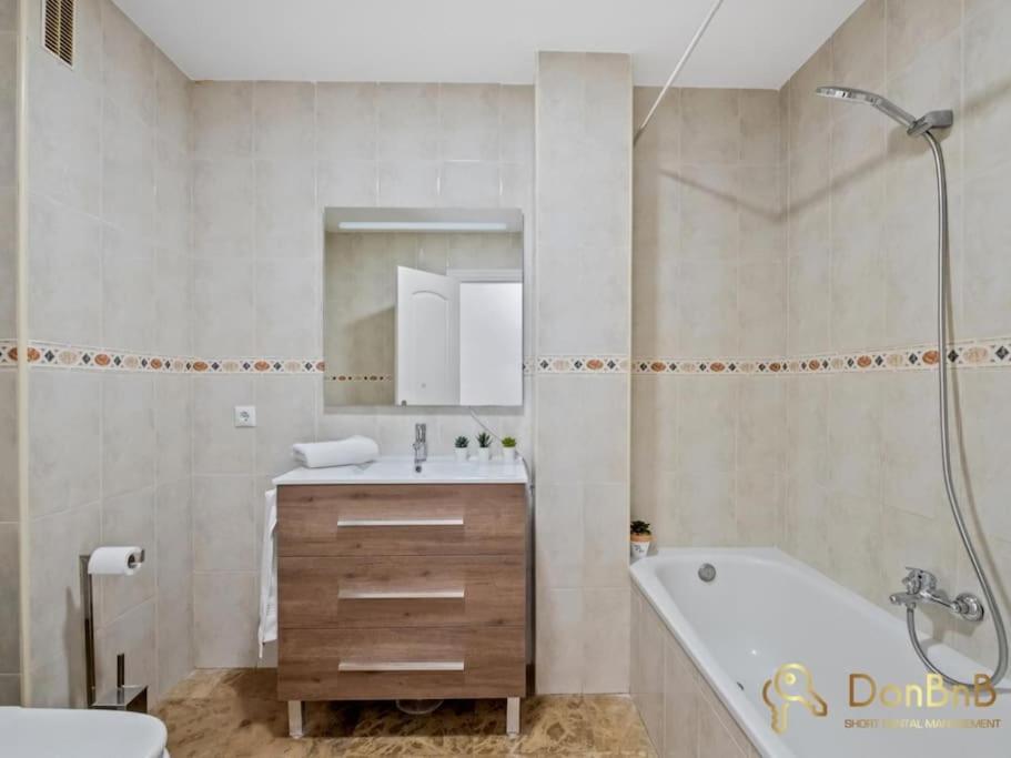 Apartamento Cerca De La Playa En Las Lagunas De Mijas Фуенхірола Екстер'єр фото